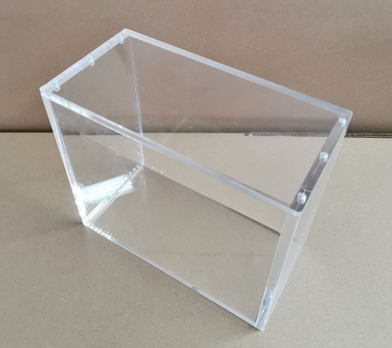 igbe igbe acrylic case (3)