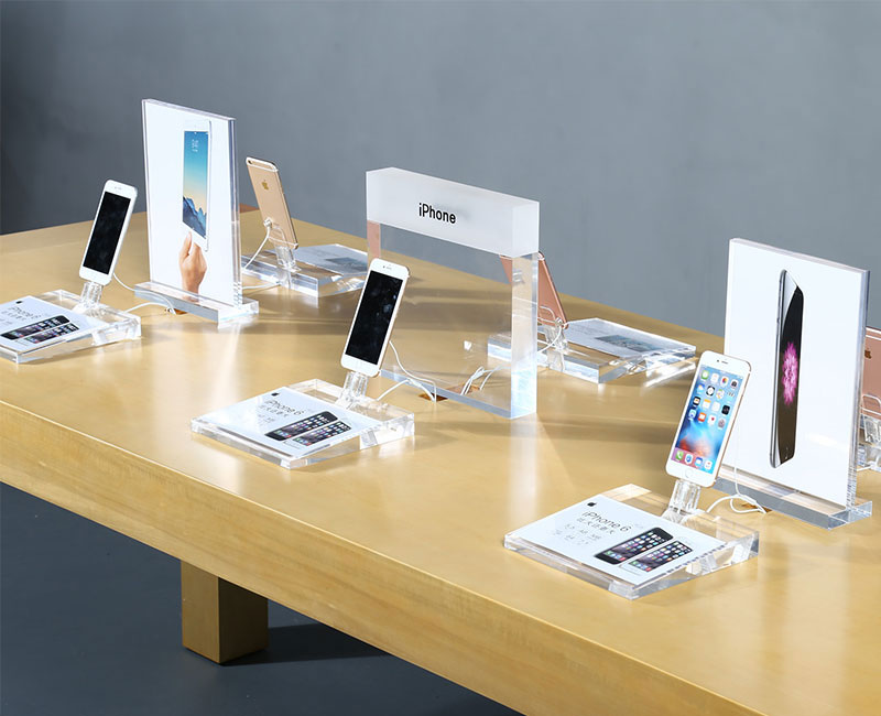 Acrylic Smartphone Display Holder