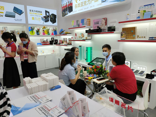 Cross-fontyè E-commerce Show-jiayi acrylic products1
