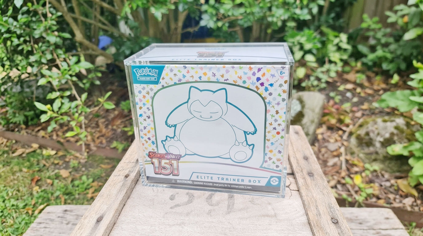 Pokémon kartları için özel akrilik teşhir kutusu