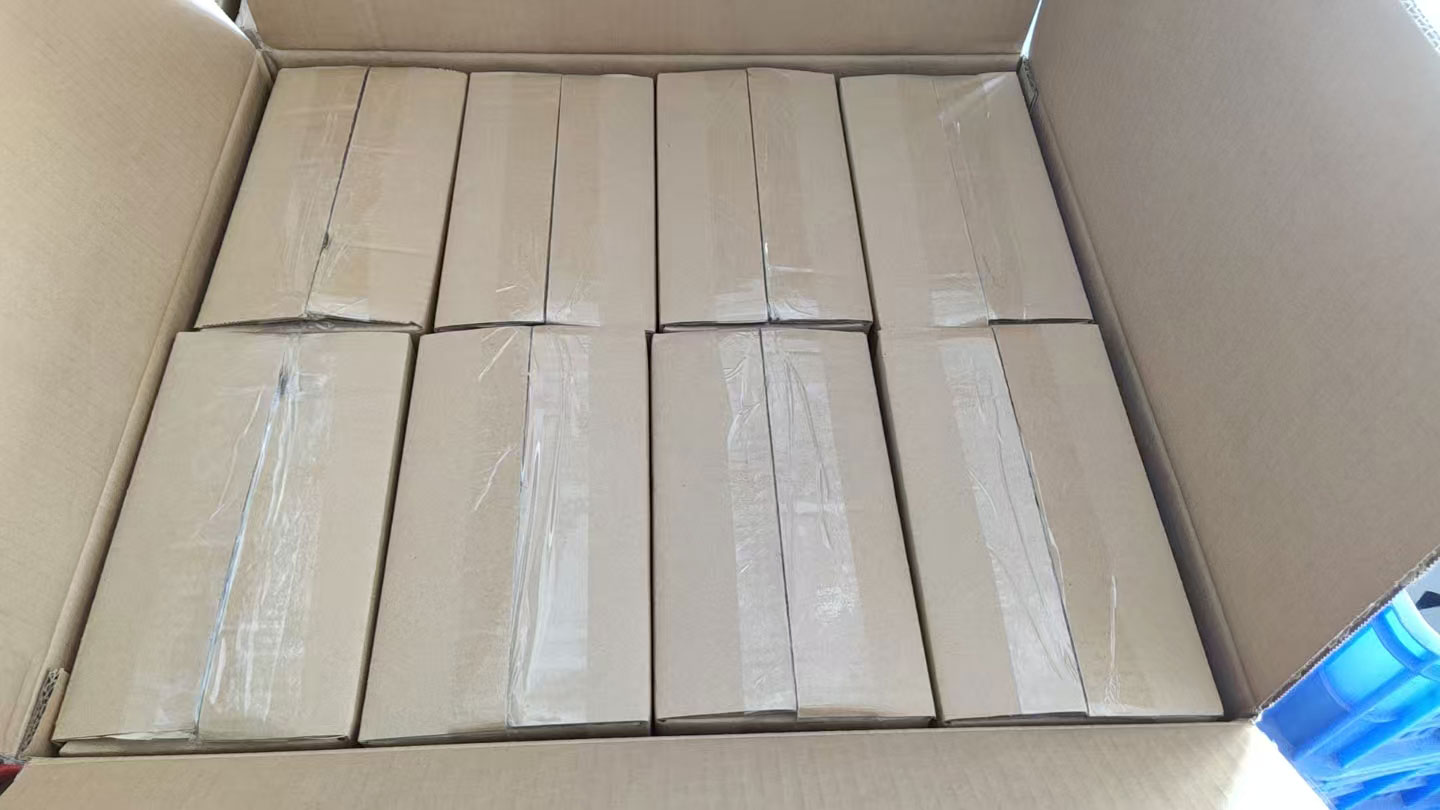 ETB acrylic case Packaging (2)