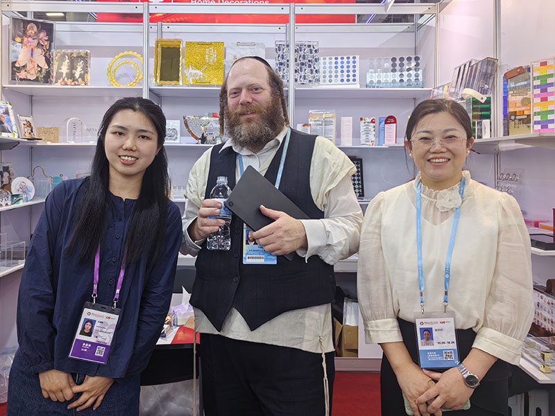 Jayi Acrylic Exhibition (2)