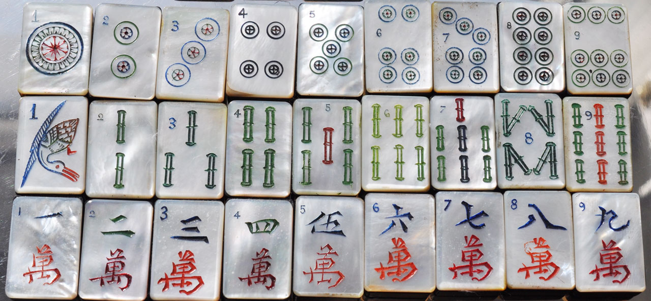 pearl mahjong tiles