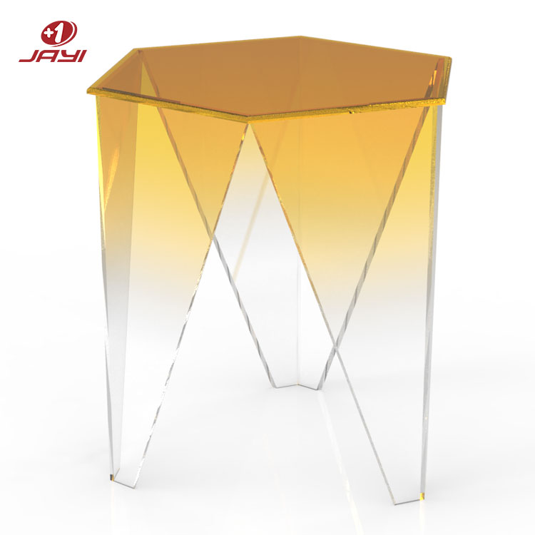 table basse en plexiglas